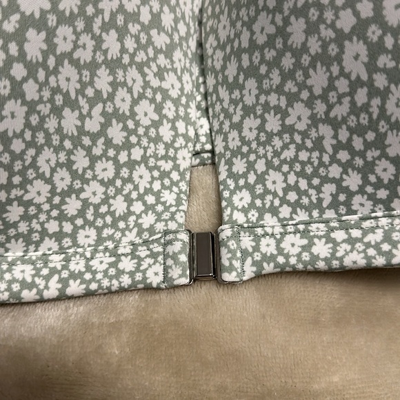 NWOT VS PINK bra - Picture 5 of 5